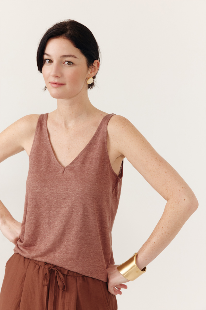 TOP OLVIANE COLOR MARRÓN CLARO